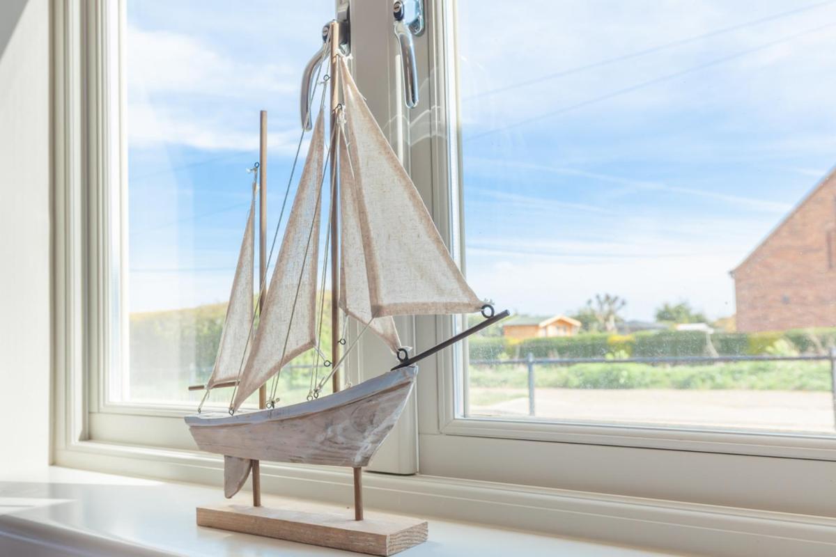 Choseley Cottage - Norfolk Cottage Agency Docking Экстерьер фото